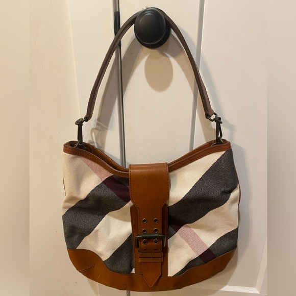 Burberry Purse with Handle and Removable Shoulder Strap - Picture 2 of 12